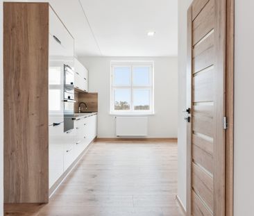 Pronájem bytu 2+1 72 m², Na Hradčanech 685, Cheb - Photo 4