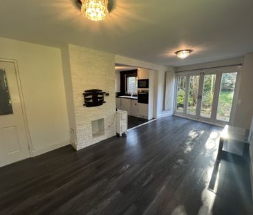 Hornbeams, Harlow - Photo 2