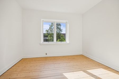 Nyrenoveret flot 2-værelses lejlighed i Aalborg vestby - Foto 3