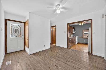 For Lease - 114 Burton Avenue, Barrie, Ontario - Photo 3