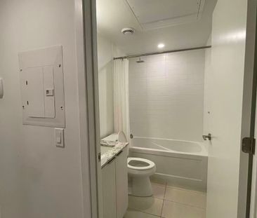 For Lease - 501 Yonge Street Unit# 2004, Toronto, Ontario - Photo 4