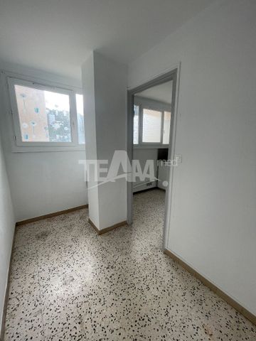 Location Appartement 3 pièces 72m² SETE 34200 - Photo 4