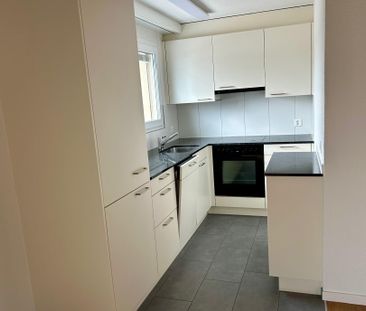 helle Dachwohnung mit sonniger Terrasse - Foto 4