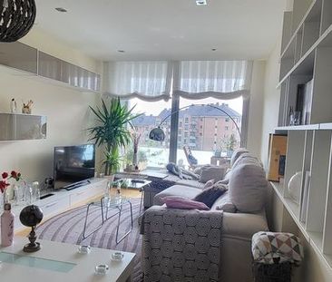 Alquiler de piso en Calle de José Ramón Tolivar Faes, 3 - Photo 2