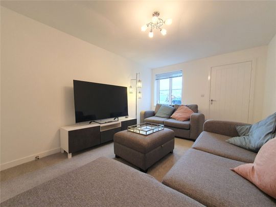 3 bed to rent in Longthorpe Drive, Hemlington, TS8 - Photo 1