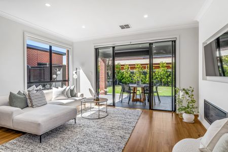 4 Munro Avenue, Seaton SA 5023 - House For Rent | Domain - Photo 3