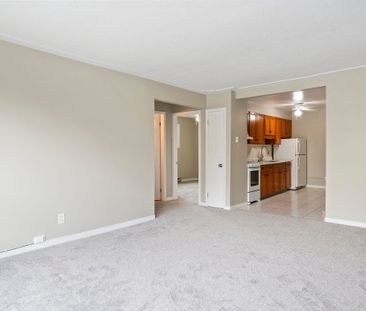 For Lease - 994 Colborne Street, Brantford, Ontario - Photo 2