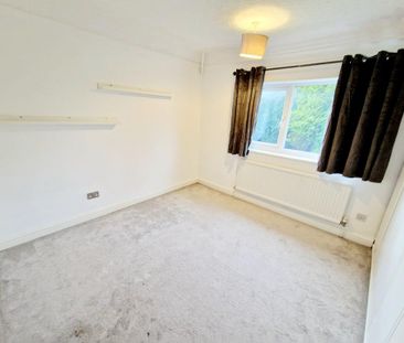3 bedroom semi-detached house to rent - Photo 6