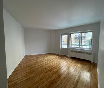 À louer 1275$ – 3 ½ au 2715 Place Darlington, Côte-des-Neiges - Photo 1