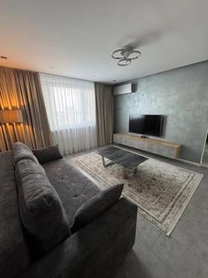 Priestranný 3-izbový byt pri centre – AUPARK pešo, Gercenova ulica - Fotografia 1