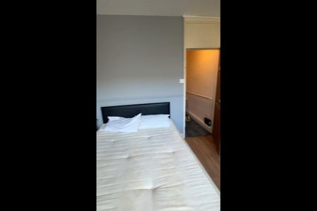 Room in a Shared Flat, Montfort House, E14 - Photo 2