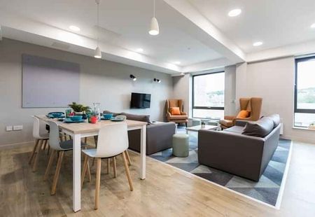 Twin Ensuite - Photo 3