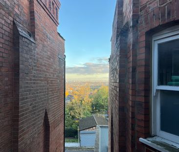 2 Bed Maisonette, Muswell Hill Broadway, N10 - Photo 3
