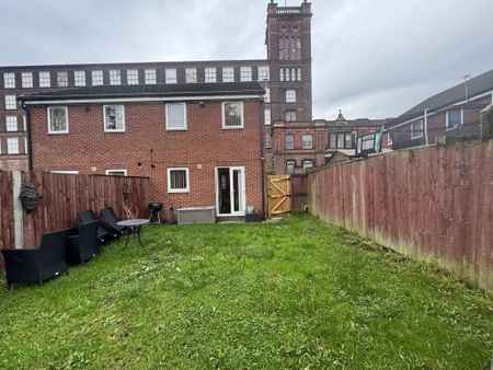 3 bedroom semi-detached house to rent - Photo 5