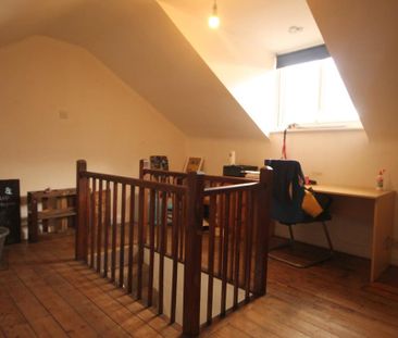 4 bedroom terraced house to rent - Photo 5