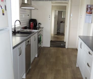Spacious 3-Bedroom Home - Photo 4