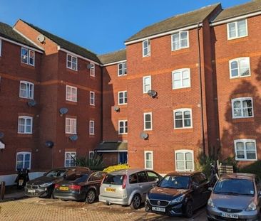 2 Bed Flat, Harlinger Street, SE18 - Photo 6