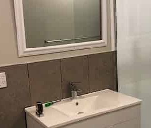 2BR Home in Mt Wellington - Photo 3