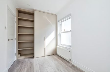 3 Bed Flat, Pratt Street, NW1 - Photo 4