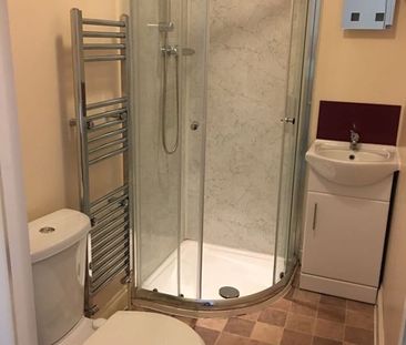 Studio Flat, Holyhead Road, CV1 - Photo 4