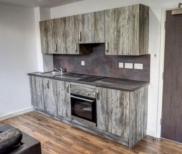 1 bedroom in a house share to rent - Photo 3