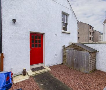 2 bedroom end of terrace house to rent - Photo 4