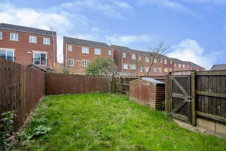 3 bedroom townhouse to rent - Photo 3