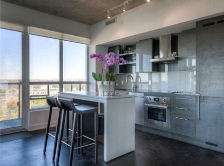 For Lease - 1030 King Street Unit# 1203, Toronto, Ontario - Photo 3