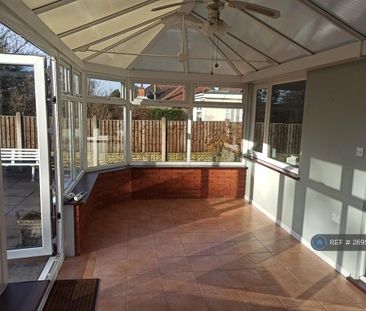 3 bedroom bungalow to rent - Photo 4