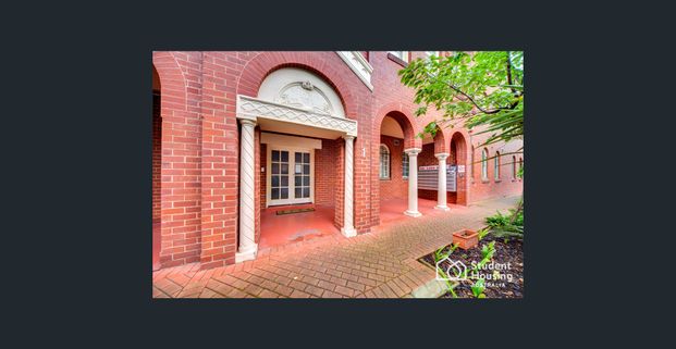 Prahran Mews Apartments - Student Accommodation Prahran - Photo 1