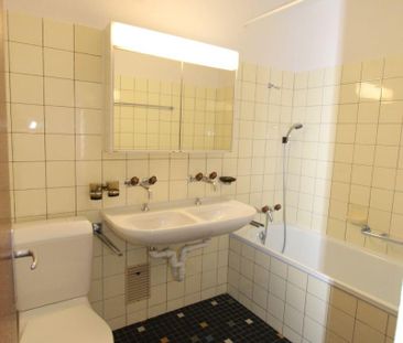 Sonnige Wohnung mit Weitsicht sucht Mieter! - Foto 4