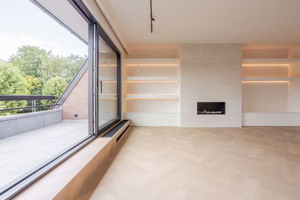 Prachtig triplex 4 slk. met mooie grote terrassen - Photo 1