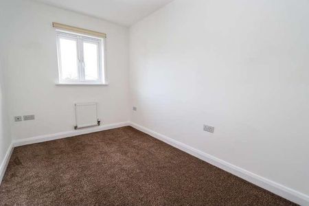 Fearnville Estate, Clevedon, BS21 - Photo 3