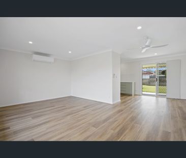 47 Denawen Street, Palm Beach, Qld 4221 - Photo 3