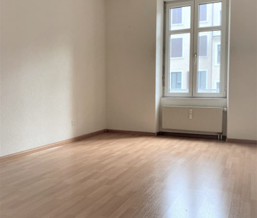 "3-Zimmer-Wohnung mit grossem Balkon und Terrasse" - Photo 1