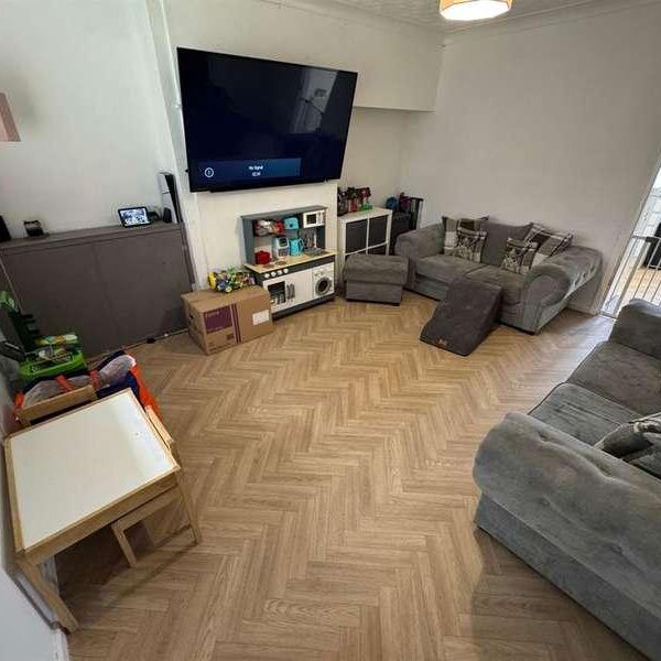 Tyler Road, Willenhall, WV13 - Photo 1