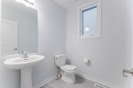 For Lease - 484 Patrick Street, North Grenville, Ontario - Photo 5