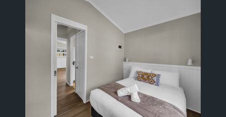 🌿 Modern & Fully Furnished 1-Bedroom Cabin – Peaceful Living Made Easy! 🌿 Electricity, Gas & Water Included! - Photo 2