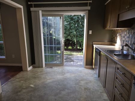 For Lease - 1159 Riddell Crescent, Milton, Ontario - Photo 4