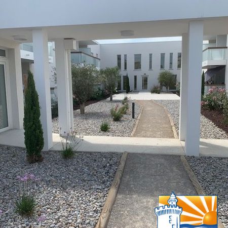 Location Appartement 2 pièces 40m² VILLENEUVE DE LA RAHO 66180 - Photo 3