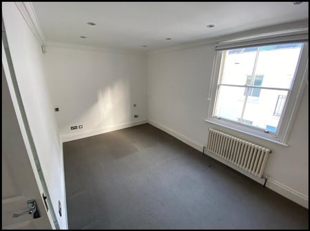 Ryders Terrace, St Johns Wood, London, NW8 0EE - Photo 2