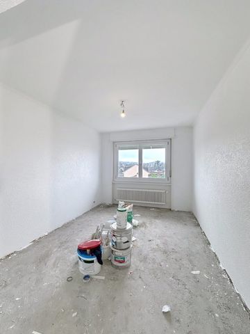 Appartement de 5 pièces situé au 4ème étage - Foto 2