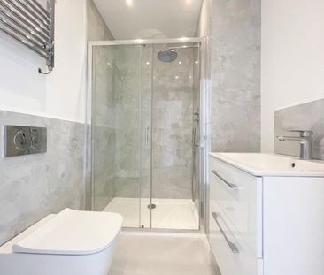 Obelisk House, Camberley, Surrey, GU15 - Photo 6