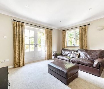 5 bedroom detached house to rent - Photo 1