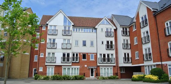 Tannery Square, The Old Tannery, Canterbury, CT1 2FN, Kent - Photo 2