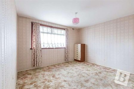 Trinidad Gardens, Dagenham, Essex, RM10 - Photo 4