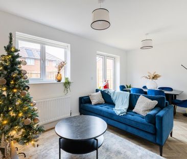 4 bedroom semi-detached house to rent - Photo 1