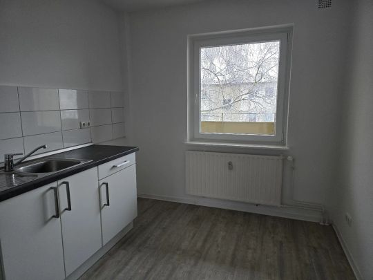 Modernisierte 2-Zimmer-Wohnung mit ca. 53m² Wohnfläche und Loggia - Photo 1