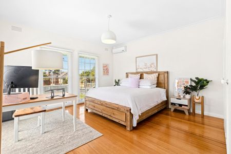 2-Bedroom Delight - Photo 3