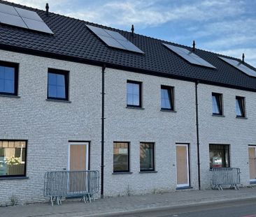 Woning te huur in Langemark voor € 960 met 3 slaapkamers - Photo 1